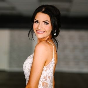 Meet your Posher, Abbey